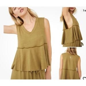 Free People movement full hearts tank size XS